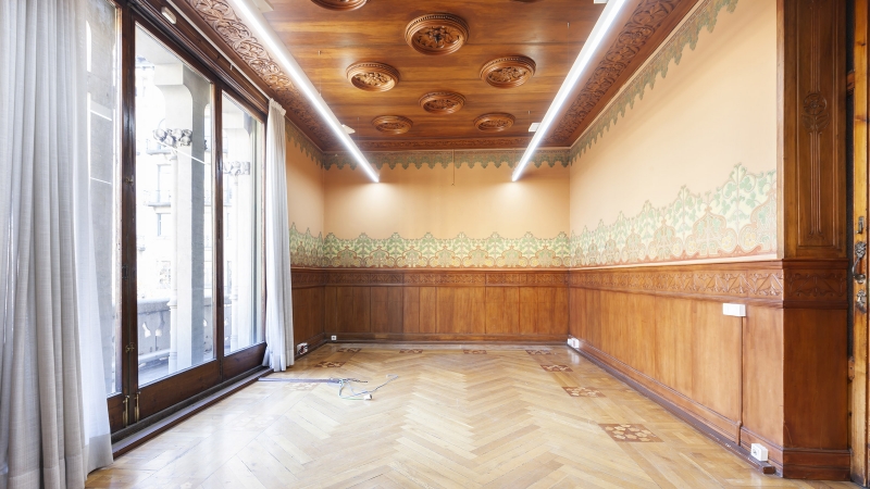 Psg. de Gràcia, 35 1r (4).jpg